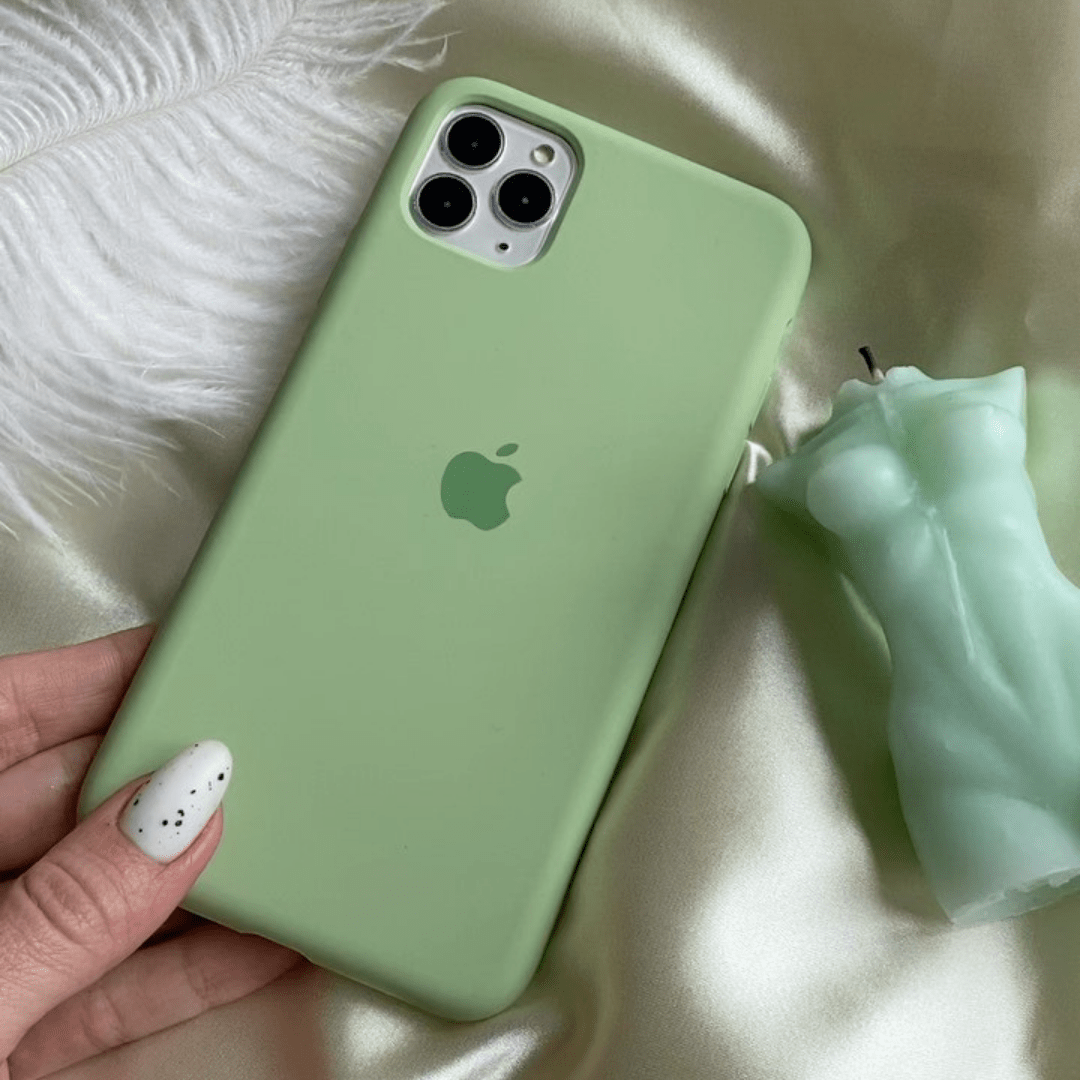 Vogueen iPhone Silicone Case (Matcha Green)