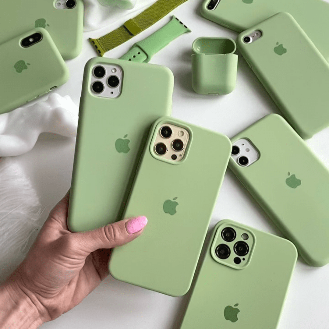 Vogueen iPhone Silicone Case (Matcha Green)