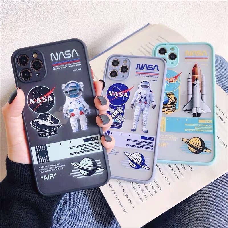 Vogueen astronaut iphone 12 case nasa