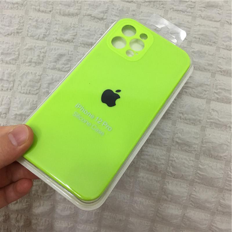 Vogueen iPhone 13 / Fluorescent Green iPhone 13 Camera Protection Silicone Cases