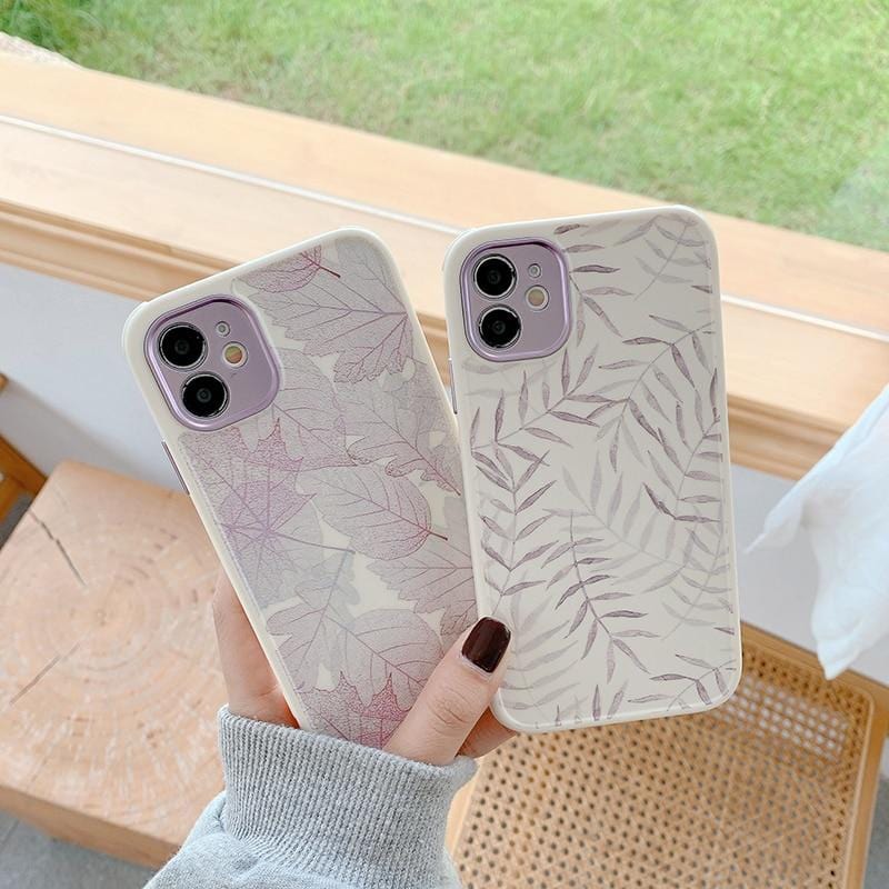 Vogueen Vintage Leaves Shockproof iPhone Case